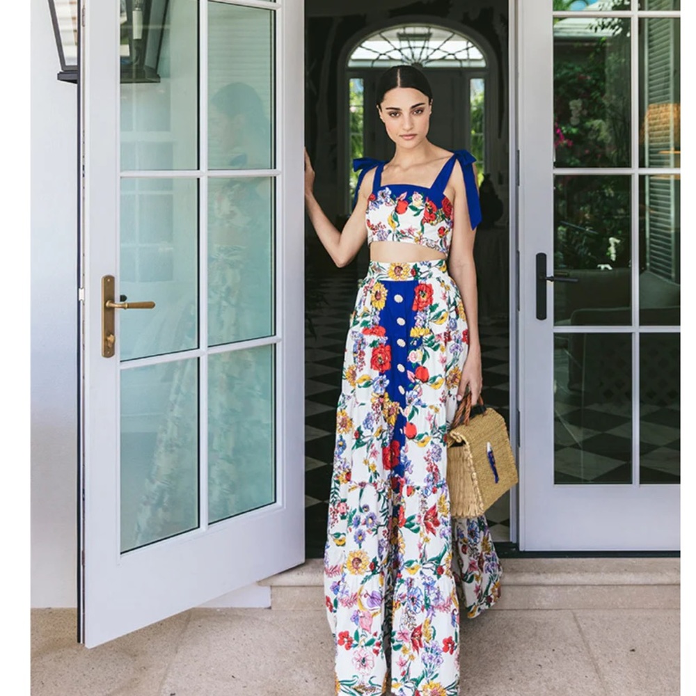 Cara Cara Floral Maxi Skirt - Blue and White
